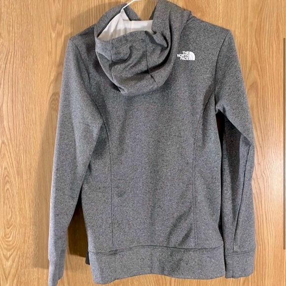 The North Face Logo Pullover Hoodie Sweatshirt - Picture 3 of 5